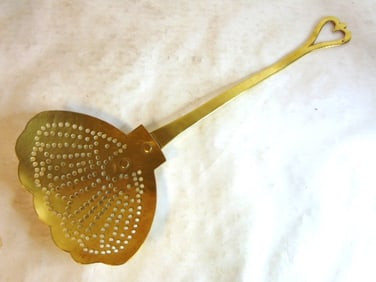 Decorative Vintage Brass Ladle Skimmer Strainer Utensil