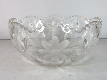 Vintage Estate Decorative Floral Imperial Glass Crystal Bowl