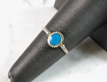 Womens Vintage Estate Sterling Silver Turquoise Ring