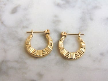Pr Womens 14K Yellow Gold Hoop Earrings