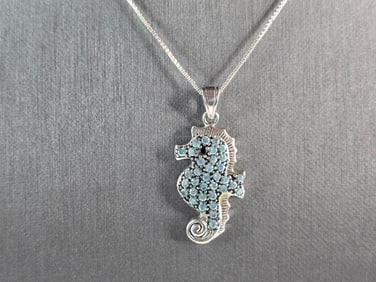 Womens Vintage Estate Sterling Silver Seahorse Pendant Necklace