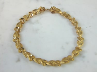 Womens Vintage Estate 10K Yellow Gold Heart Bracelet