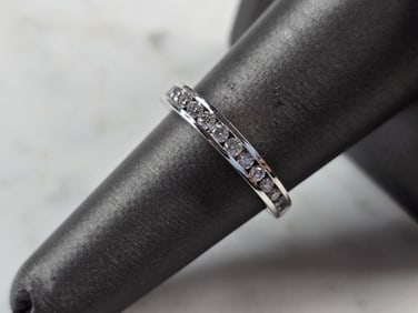 Womens Vintage Estate 10K White Gold Diamond Ring