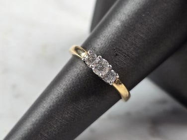 Women's Vintage 14K Gold Platinum Diamond Ring