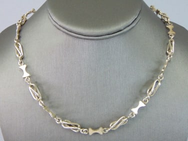 Womens Vintage Sterling Silver Modernist Necklace