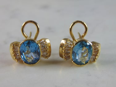 Womens Vintage Estate 14K Yellow Gold Aquamarine Earrings