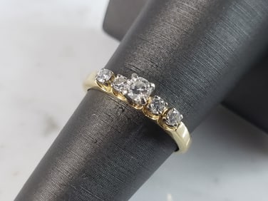 Womens Vintage Estate 14k Gold Diamond Engagement Ring