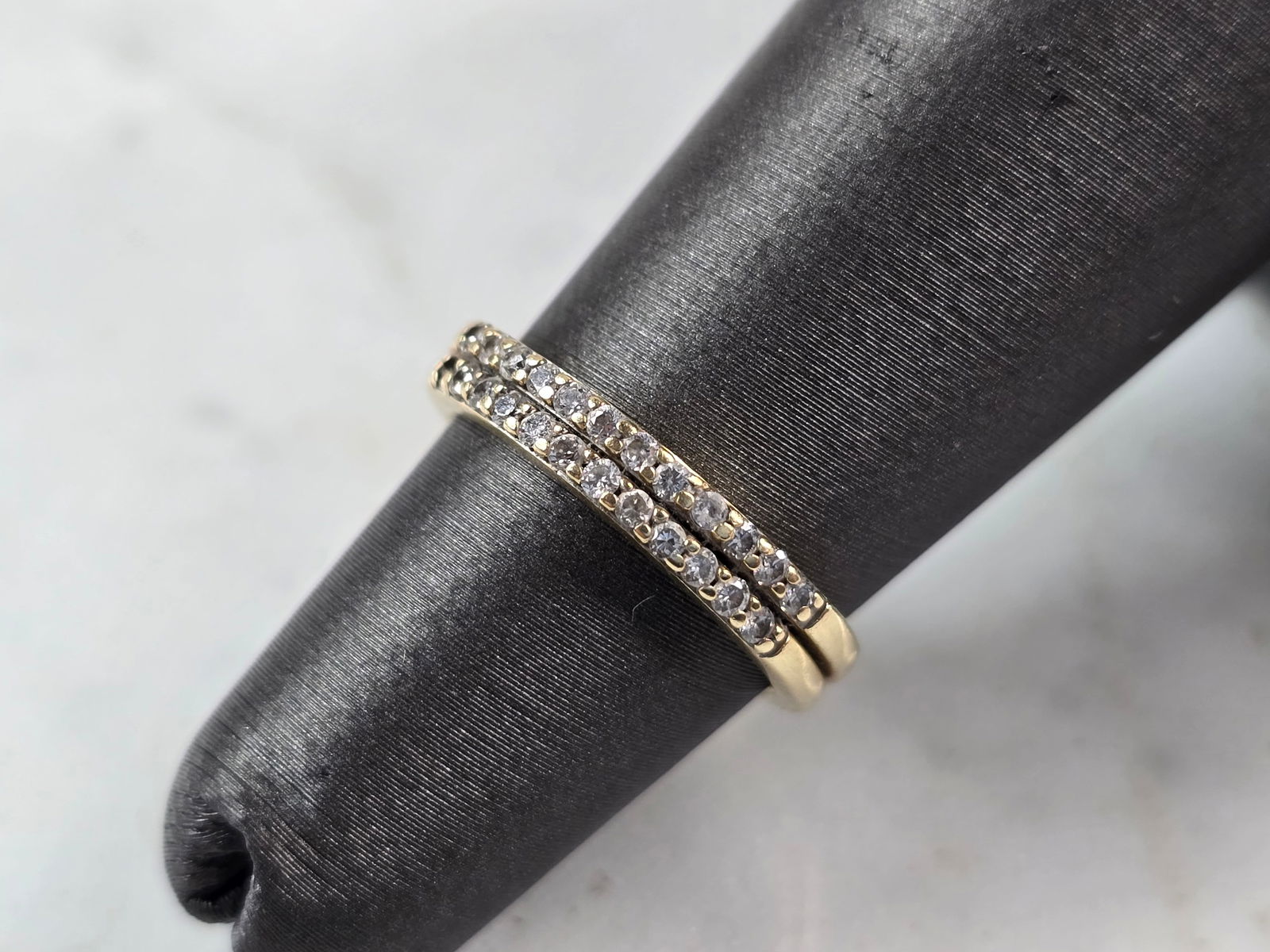 Womens Vintage Estate 14K Yellow Gold Diamond Ring (1 of 6)