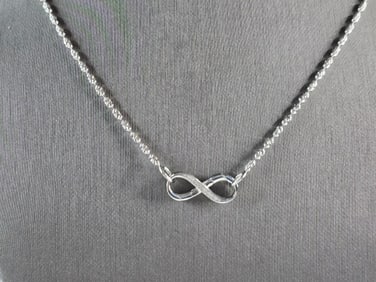 Womens Sterling Silver Hercules Knot Necklace