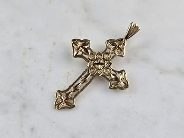 Womens Vintage 14K Gold Religious Michael Anthony Cross Pendant