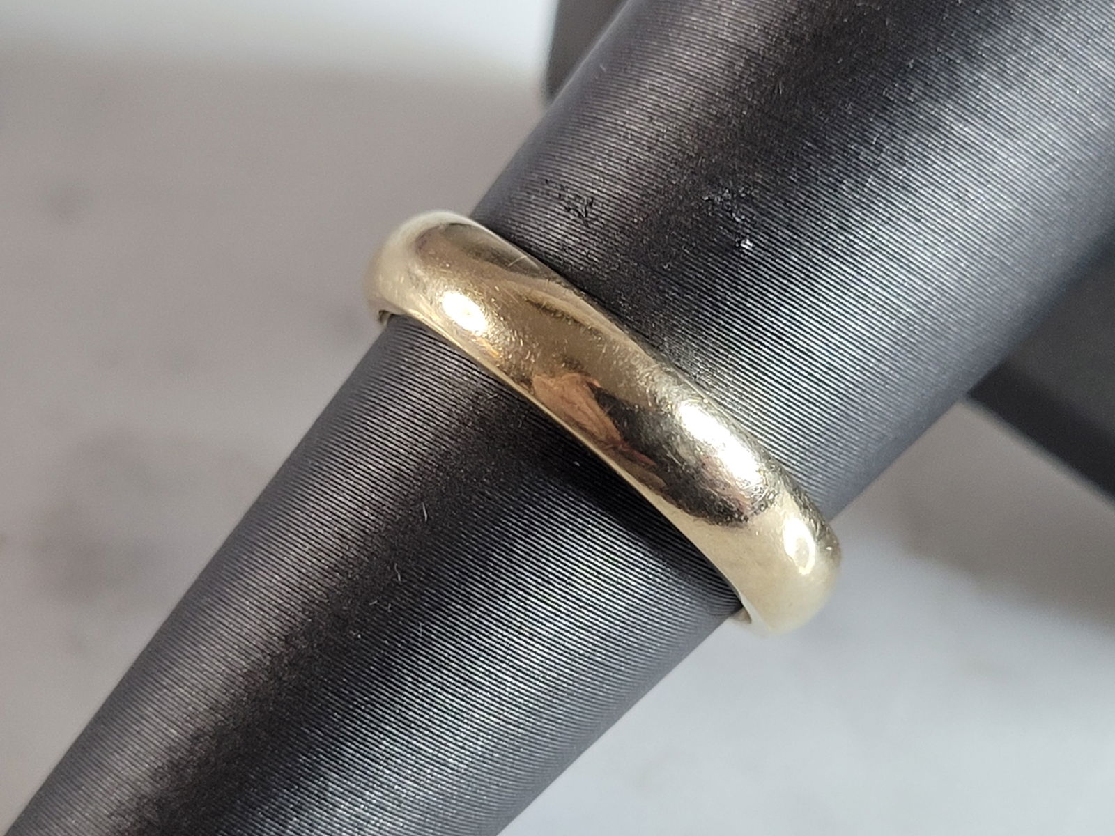 Womens Vintage Estate 14k Yellow Gold Wedding Band Ring (1 of 4)