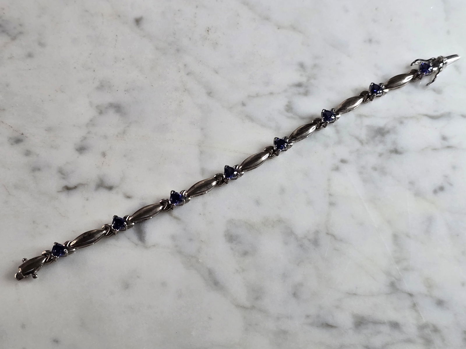 Womens Vintage Estate Sterling Silver Tanzanite Heart Bracelet (1 of 5)