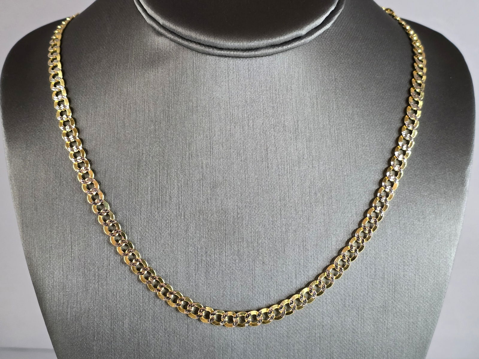 Vintage Estate 14K Yellow Gold Chain Necklace (1 of 3)