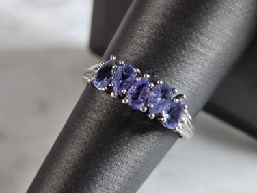 Womens Vintage Estate 14k White Gold Iolite ? Ring