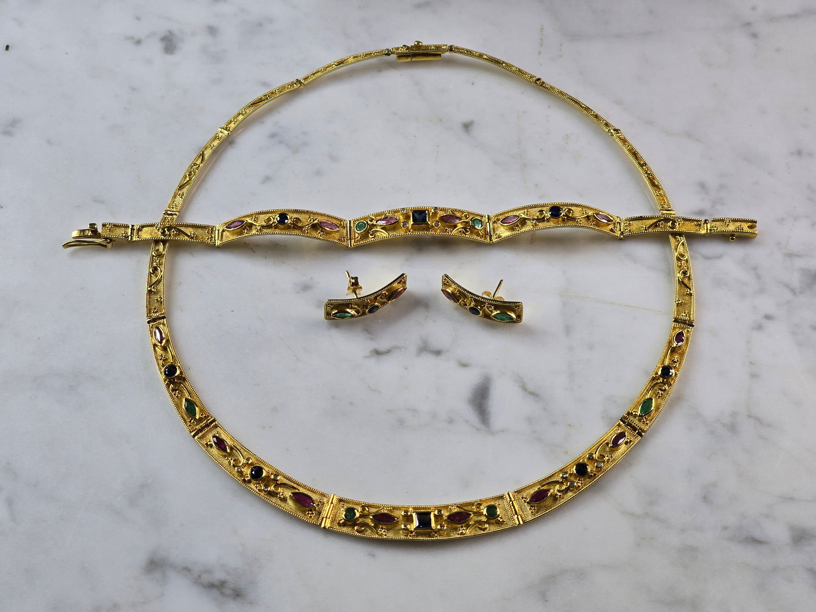 Womens 18k Gold Emerald Sapphire Necklace Bracelet Earring Set (1 of 16)