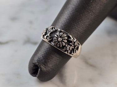 Womens Vintage Estate Sterling Silver Floral Toe Ring