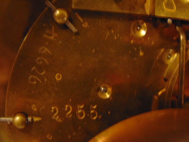 ANTIQUE VICTORIAN VEER AMSTERDAM MANTLE CLOCK - 8