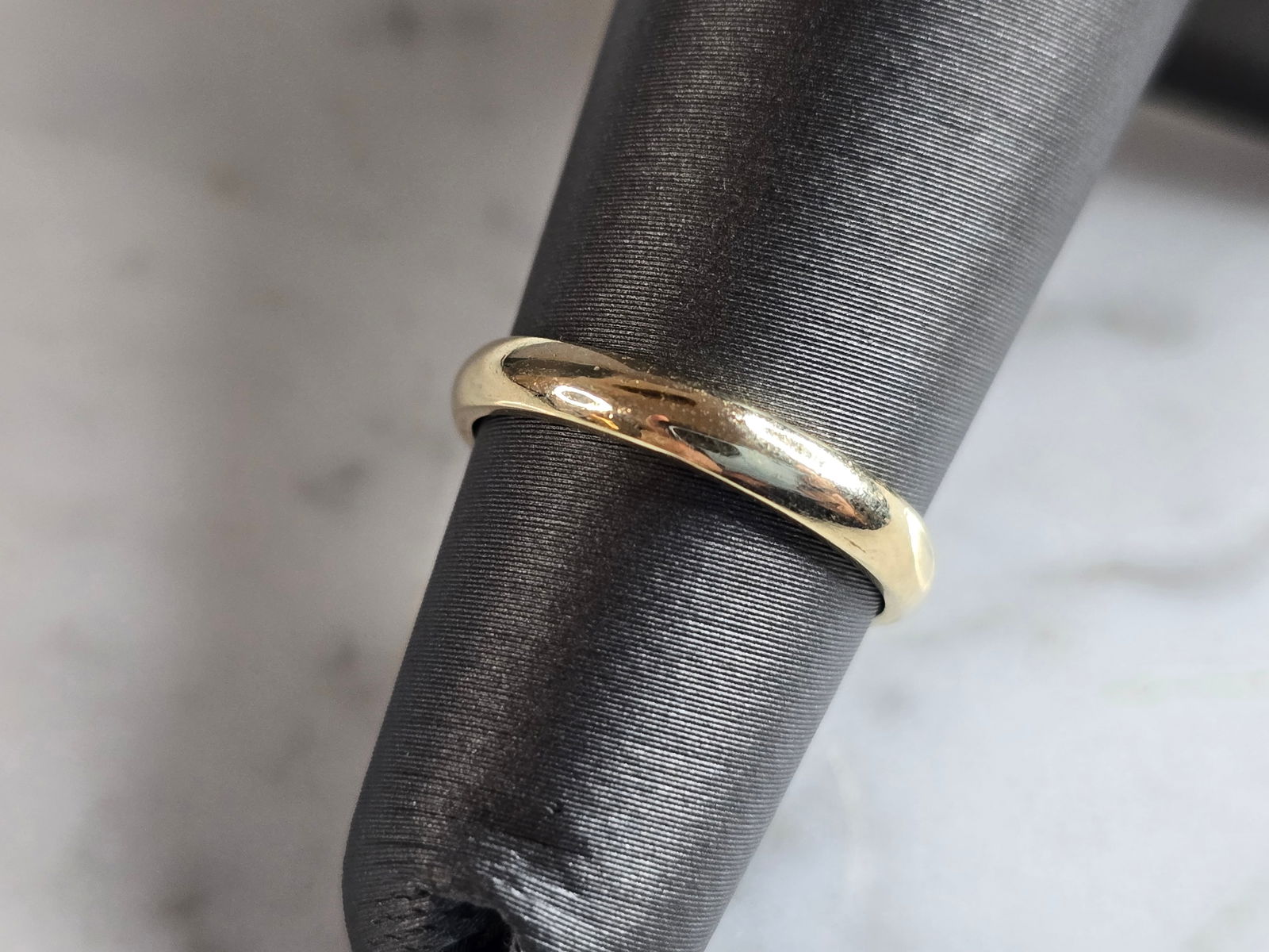 Womens Vintage Estate 14K Yellow Gold Band Wedding Ring (1 of 4)