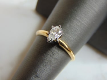 Womens Vintage Estate 14K Yellow Gold CZ Ring