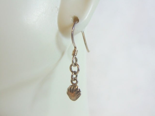 Womens Vintage Sterling Silver Seashell Dangle Earrings (1 of 3)