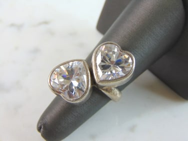 Womens Vintage Estate Sterling Silver CZ Heart Ring