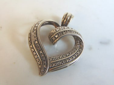 Womens Vintage Estate Sterling Silver Heart Pendant