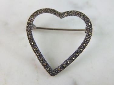 Womens Vintage Estate Sterling Silver Heart Brooch
