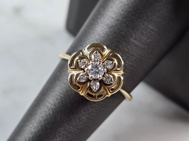Womens Vintage Estate 14K Yellow Gold Diamond Ring
