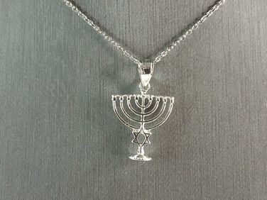 Womens Sterling Silver Jewish Judaica Hebrew Menorah Pendant Necklace