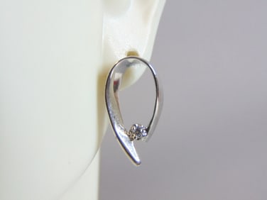 Womens Vintage Estate Sterling Silver CZ Earrings