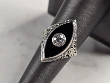 Womens Vintage Estate Platinum Onyx Diamond Ring