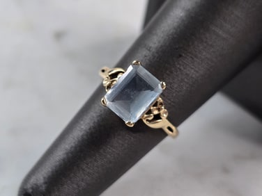 Womens Vintage Estate 10K Yellow Gold Aqua Ring