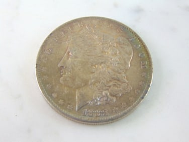 COLLECTIBLE 1883-O MORGAN SILVER DOLLAR W/ TONING