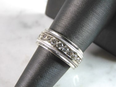Womens Vintage Estate 14k White Gold Diamond Modernist Ring