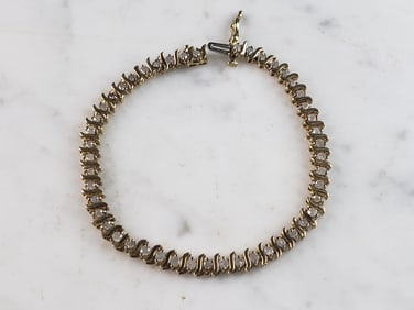 Womens Vintage Estate 10K Gold Diamond Tennis Bracelet