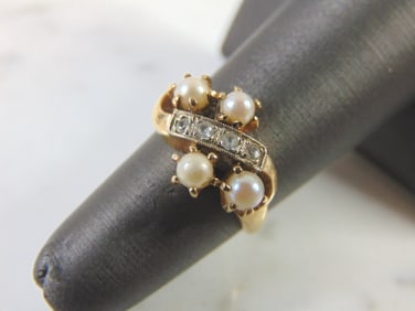 Womens Vintage Estate 14K Yellow Gold Pearl CZ Ring