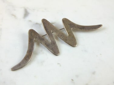 Vintage Womens Sterling Silver Brooch W/ Modern Design