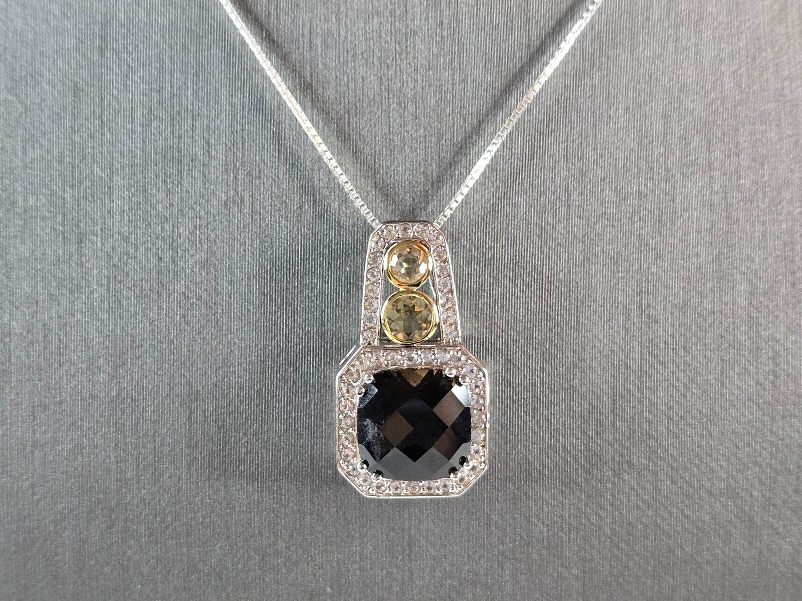 Womens Vintage Estate Sterling Silver Smoky Quartz Pendant Necklace (1 of 4)