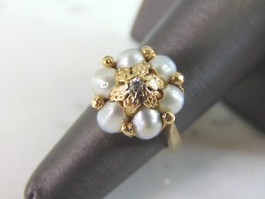 Womens Vintage Estate 14K Gold Pearl & Diamond Ring