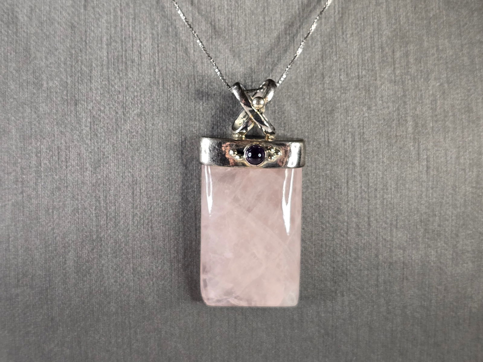 Womens Vintage Estate Sterling Silver Modernist Pendant w/ Necklace: A WOMENS VINTAGE ESTATE STERLING SILVER MODERNIST PENDANT WITH NECKLACE. TOGETHER THEY WEIGH 18.1g. THE PENDANT MEASURES 2" LONG BY 7/8" WIDE. THE NECKLACE MEASURES 18" LONG. PENDANT APPEARS TO BE A R
