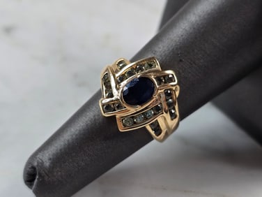 Womens Vintage Estate 10K Gold Sapphire & Topaz Ring