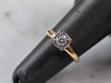 Womens Vintage Estate 14K Yellow Gold Diamond Ring
