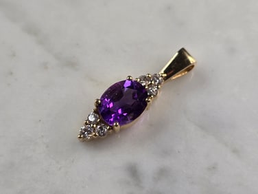 Womens 14K Yellow Gold Amethyst Diamond Pendant