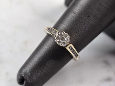 Women's Vintage Estate 14K White Gold Diamond Ring
