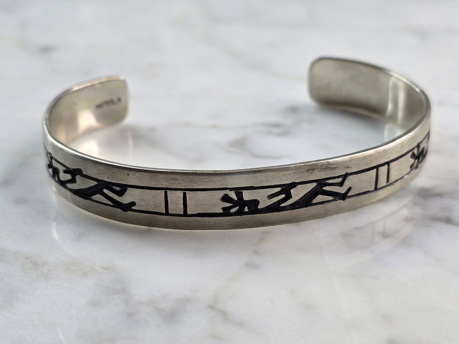 Womens Vintage Estate Sterling Silver Cuff Bracelet (1 of 5)