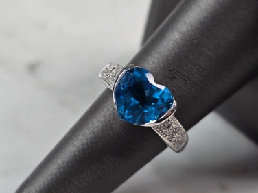 Womens 14K White Gold Topaz & Diamond Heart Ring