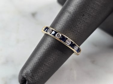 Women's Vintage Estate 18K Gold Diamond & Sapphire Ring