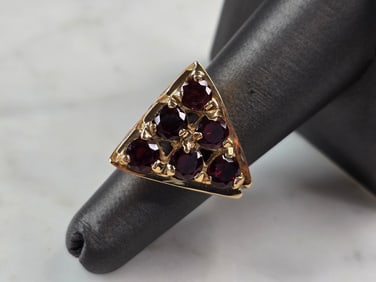 Womens Vintage Estate 14K Yellow Gold Garnet Cocktail Ring