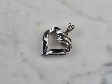 Womens Vintage Estate 14K White Gold Heart Diamond Pendant