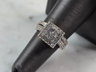 Womens Vintage Estate 14K White Gold Diamond Ring